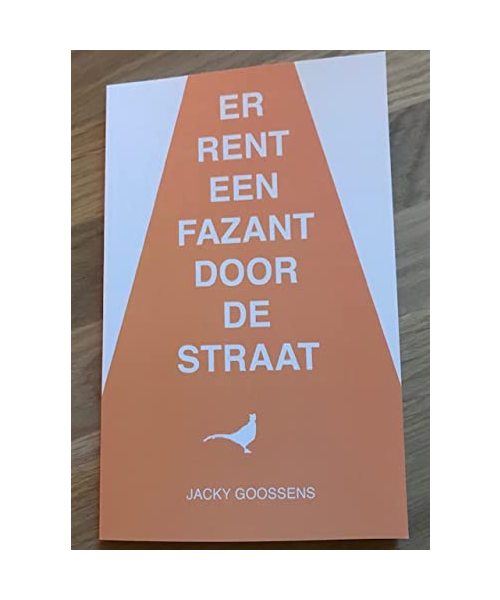 Er rent een fazant door de straat
