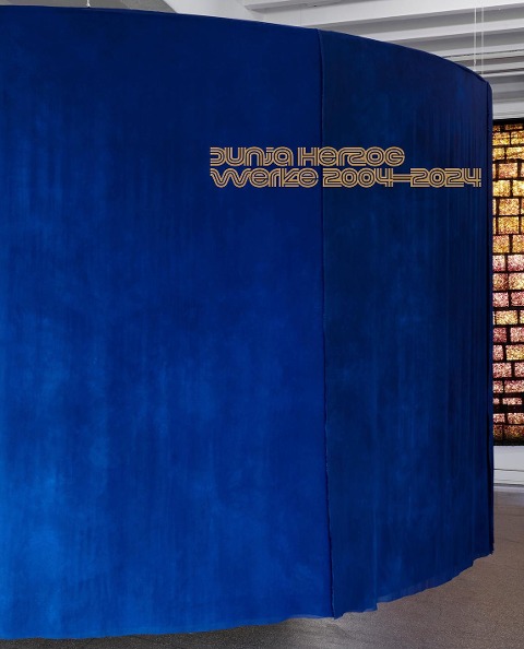 Dunja Herzog - Between Rivers and Banks