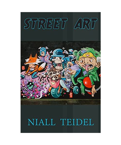 Street Art: The relevance of most of the artworks included in this book lies in the expressivity, in their powerful messages. Open a page and interpret the pictures in your own way!